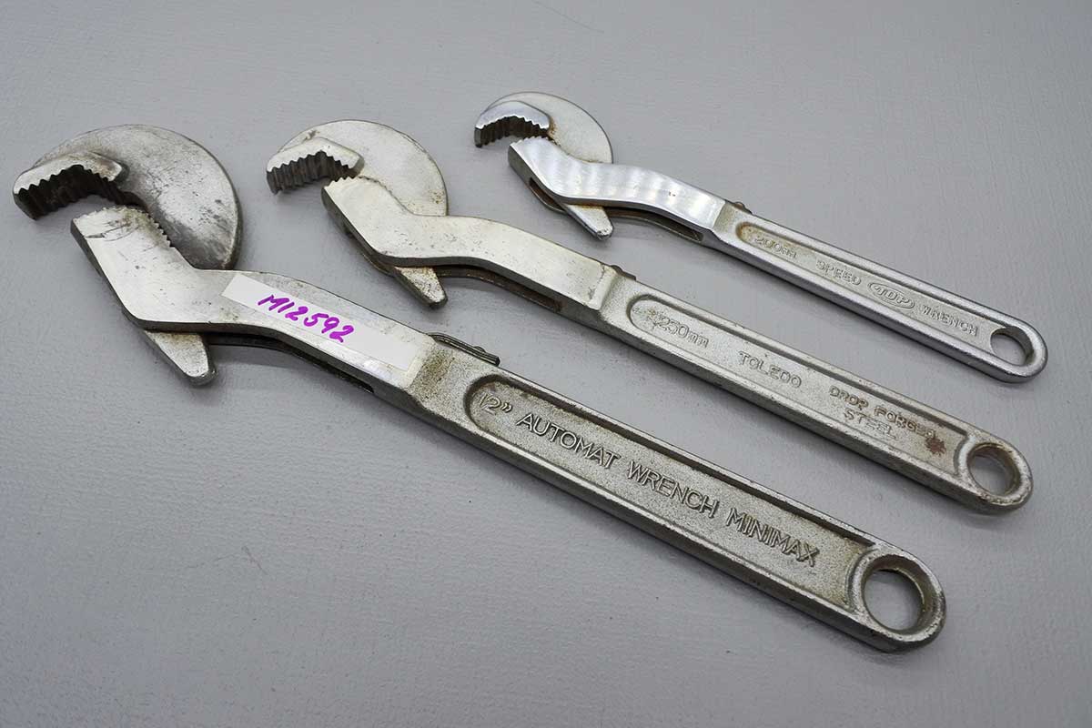 Set of Three Automatic Wrenches Tool Exchange