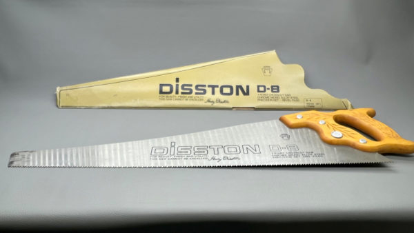 Disston USA D8 26″ x 7 Point Saw Very Sharp Few Stains In Good Condition