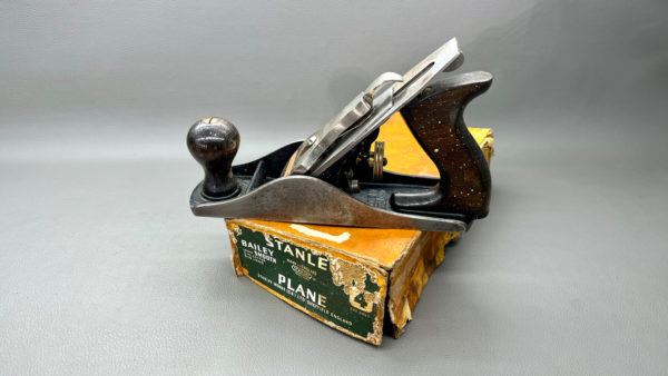 Stanley Bailey No 4 Bench Plane In Good Condition IOB Great tote and Knob