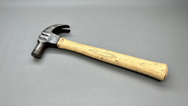 Claw Hammer With Nail Holder Nicely Balance Handle 330mm Long 115mm Wide