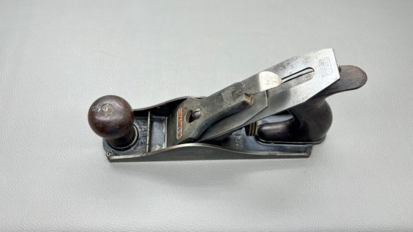 Stanley Bailey USA No 3 Bench Plane Nice Tote & Knob Good Length To Cutter In Good Condition - Uncleaned